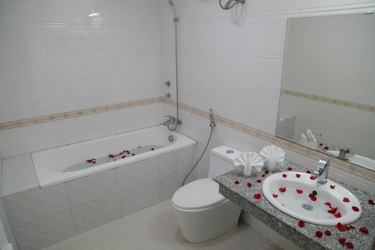 Paradis Hotel Ha Long Esterno foto